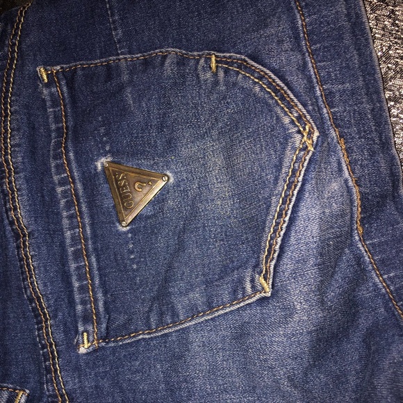 GUESS booty shorts - Picture 3 of 3